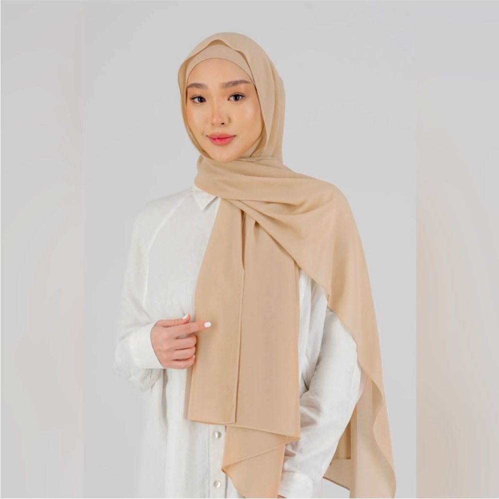 Matching hijab set chiffon with underwear clay tan beige peach